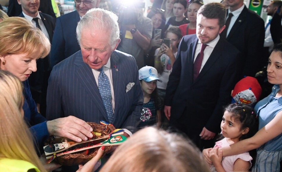 Принц Чарлз посети Румъния за да покаже солидарност с украинските